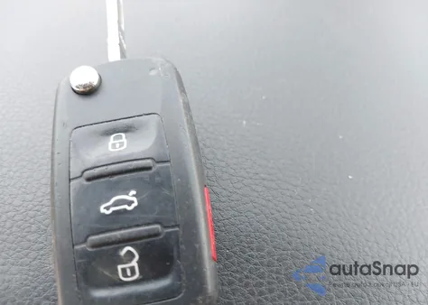 2013 Volkswagen Tiguan из США, поврежденный, VIN WVAGV7AX8DW503400